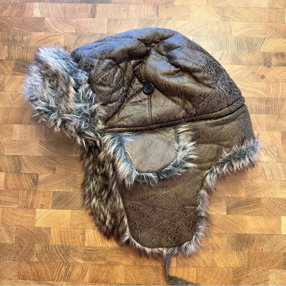 Vantage Wild Wear Bomber Cold Weather Hat